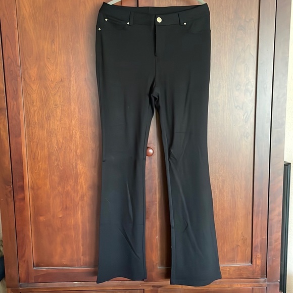 IMAN Global Chic 360 Slim Boot-Cut Jean 12 Long only - Picture 2 of 4